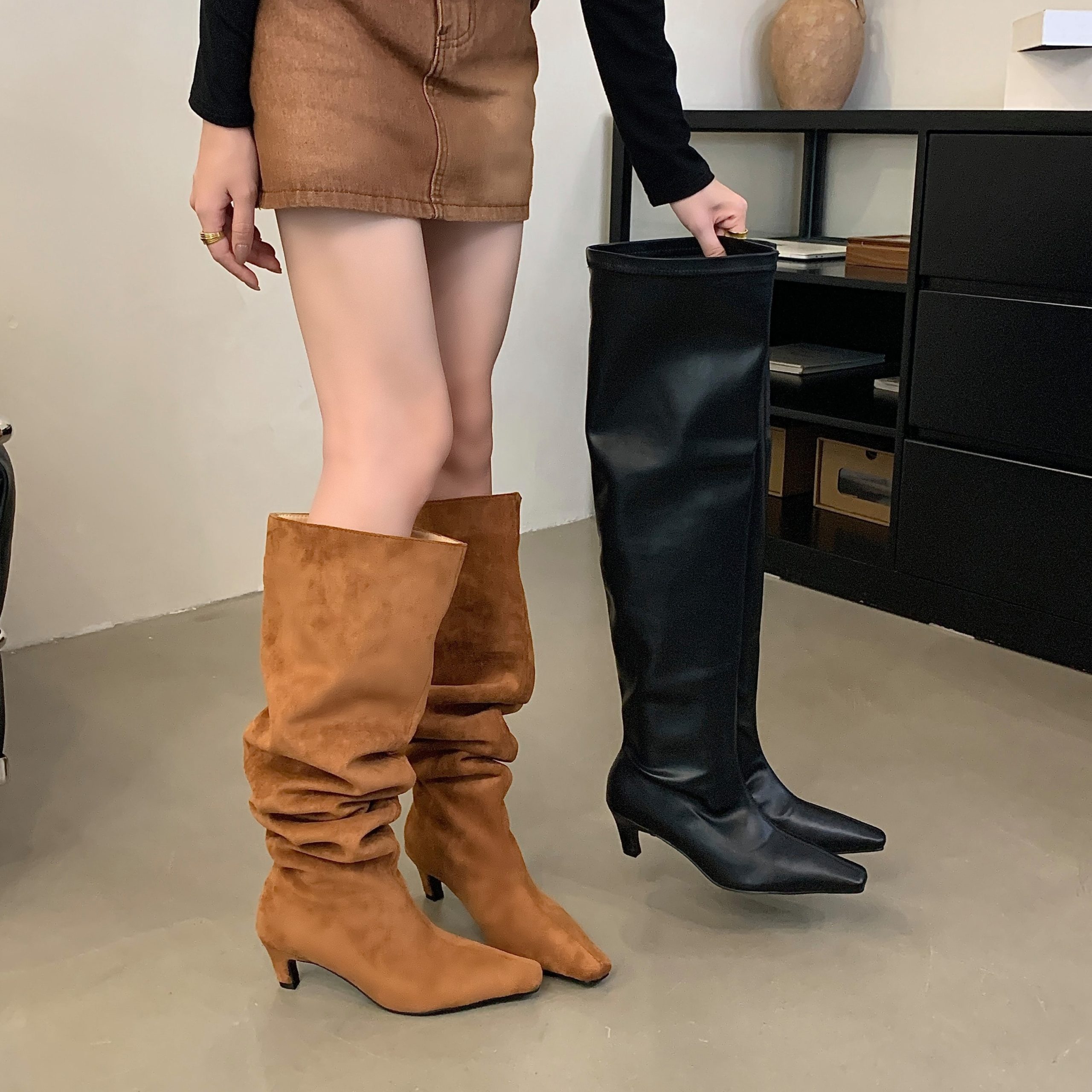 1726232972339_841567.jpg 2024 Autumn Winter New Square Toe Leather Kitten Heel Straight Boots Over Knee Boots