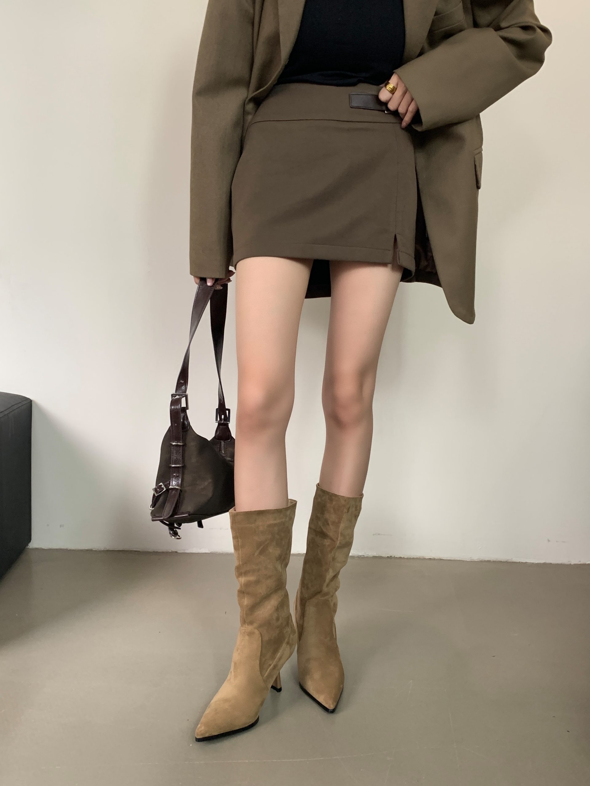BUBUFLY Women's Ankle Boots Chunky Heel Western Cowboy Boots Pointed Toe Slouchy Boots Beige Black
