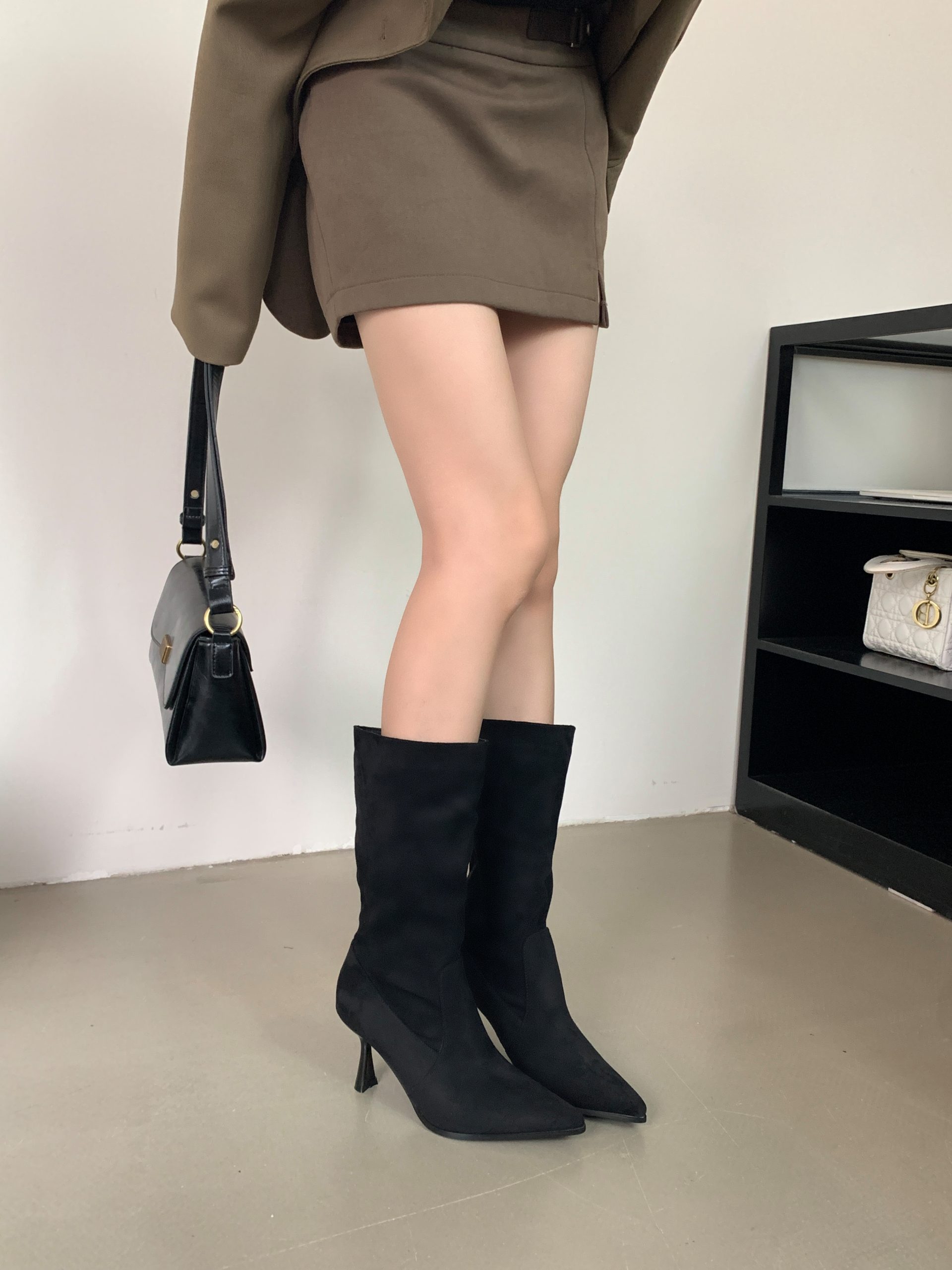 BUBUFLY Women's Ankle Boots Chunky Heel Western Cowboy Boots Pointed Toe Slouchy Boots Beige Black