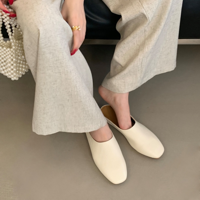 Baotou Half Slippers Women 2025 New Summer Korean Chic Retro Woven Fashion Flat Outdoor Beach Shoes