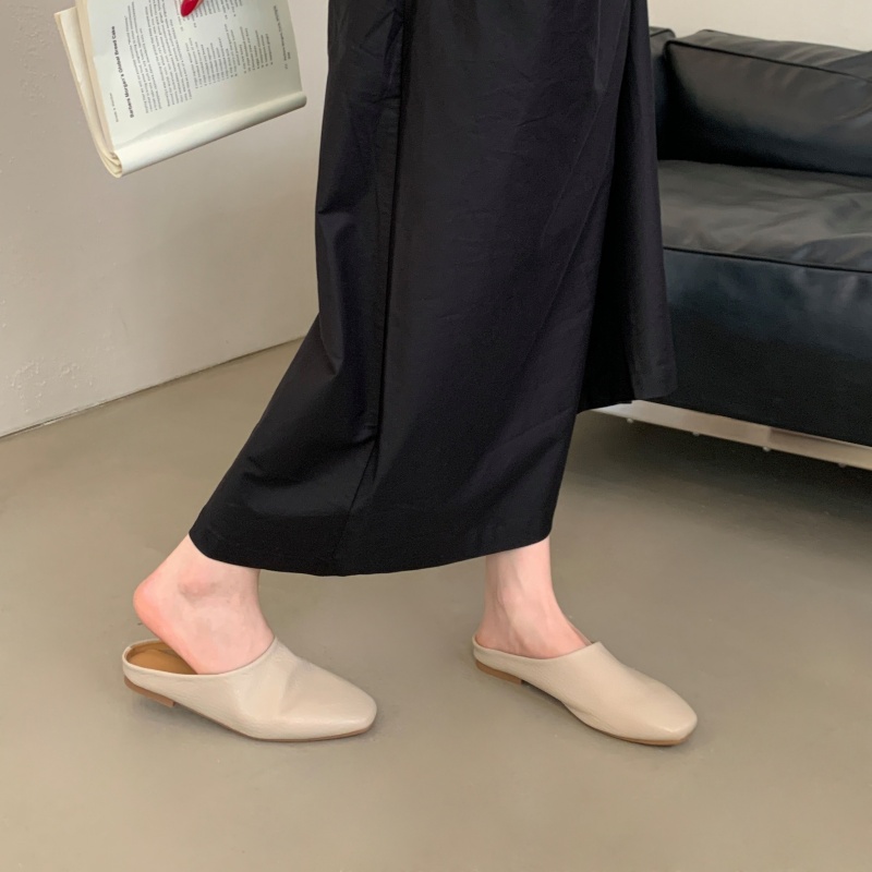 Baotou Half Slippers Women 2025 New Summer Korean Chic Retro Woven Fashion Flat Outdoor Beach Shoes