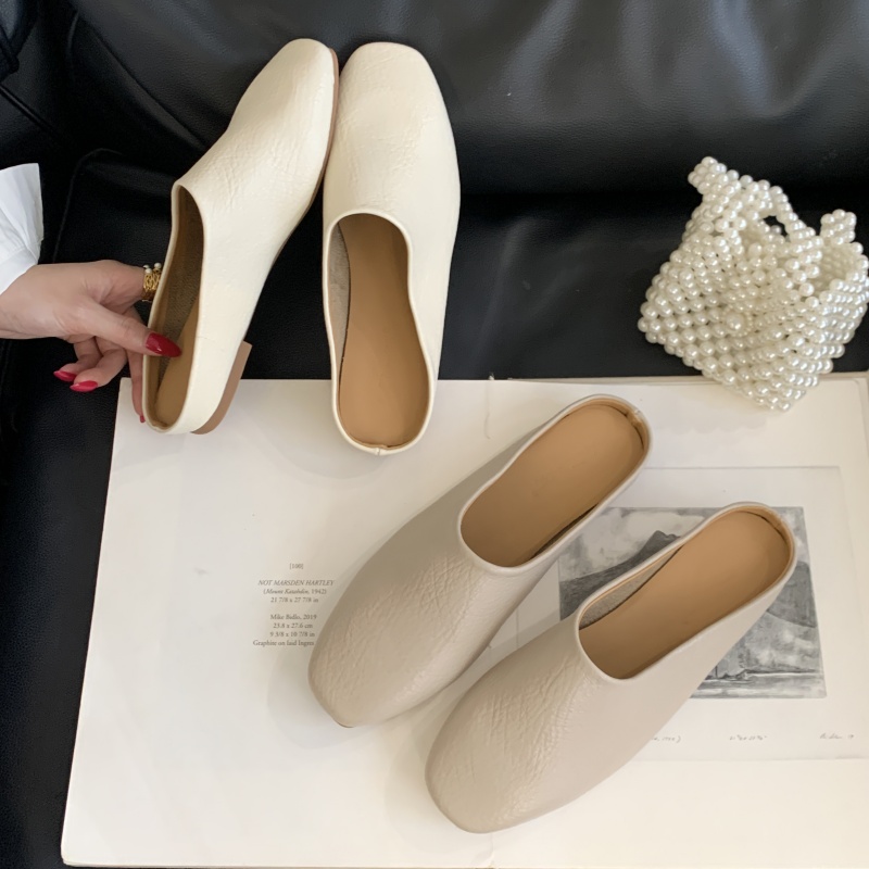 Baotou Half Slippers Women 2025 New Summer Korean Chic Retro Woven Fashion Flat Outdoor Beach Shoes
