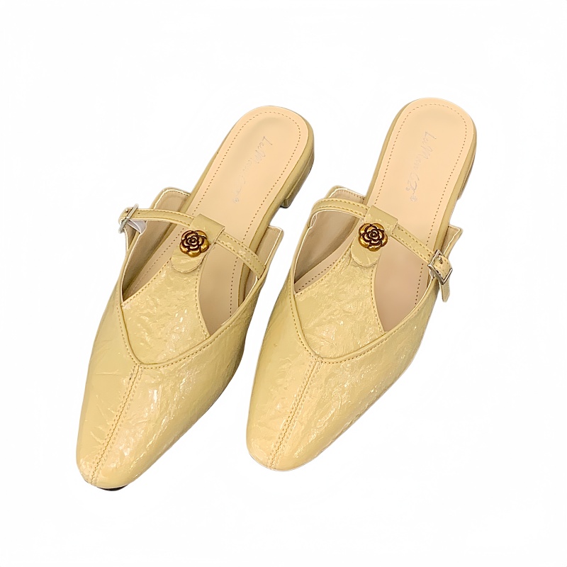 French Design V-Cut One-Strap Closed-Toe Slippers for Women 2026 Spring New Arrival Slip-On Sandals